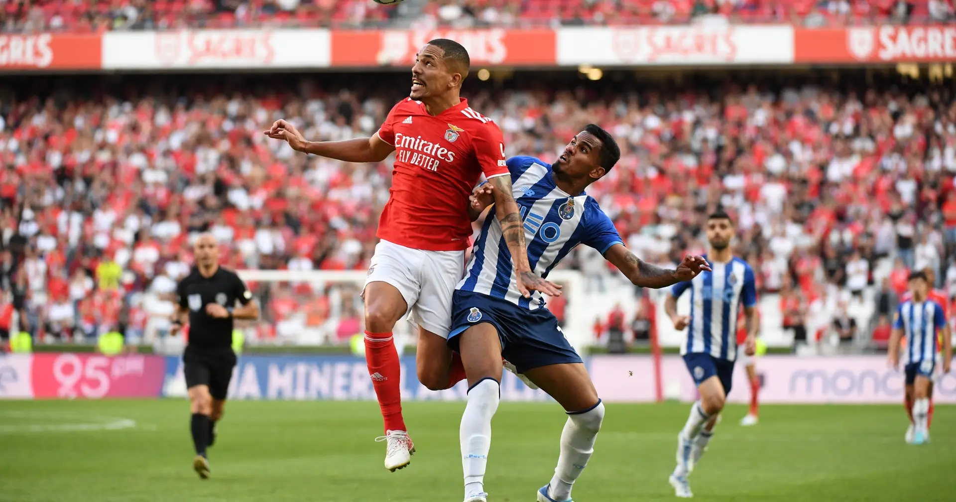 SL Benfica vs FC Porto ¡descubre quién se quedó fuera de la alineación!