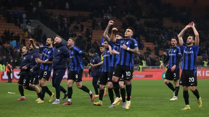 Lautaro Martinez protagonizou a vitória da Inter de Milão.