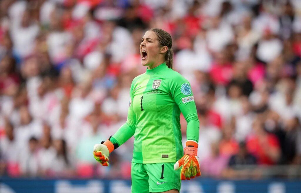 Mary Earps coroou o melhor goleiro da Inglaterra em 2022